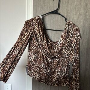 Cheetah print top long sleeve off the shoulders